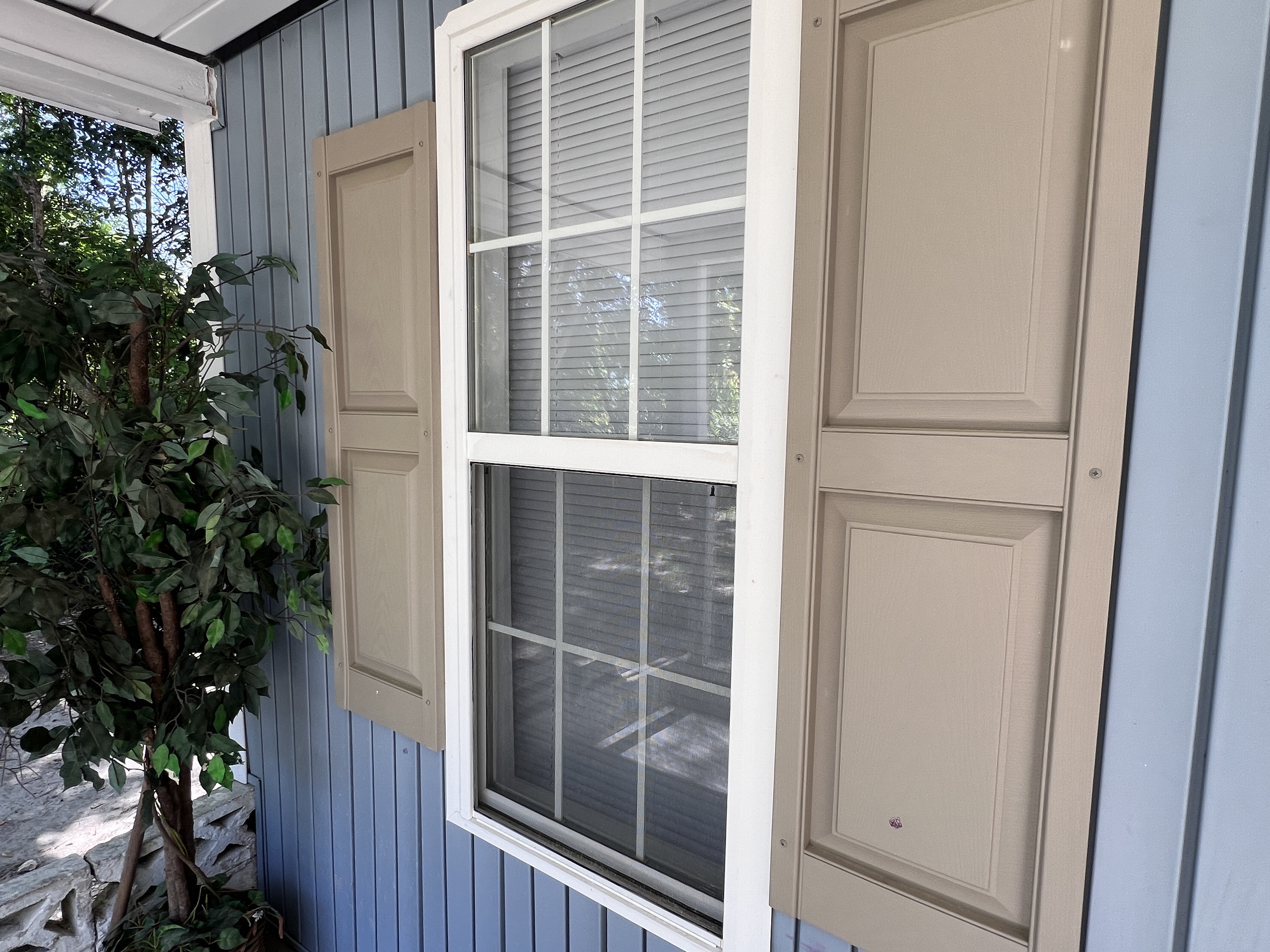 504 Stadiem Dr... Offered by VFMR